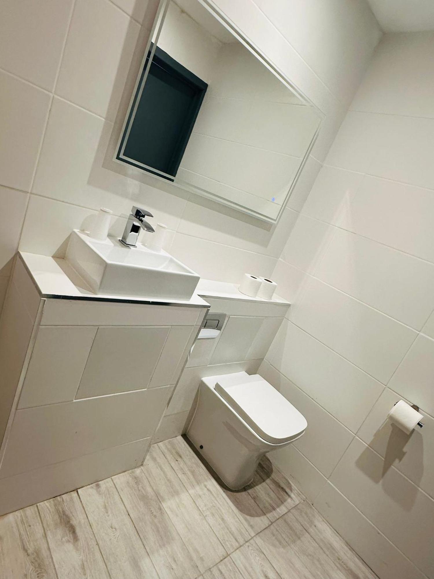 My Motel Glasgow Airport Пейсли Экстерьер фото